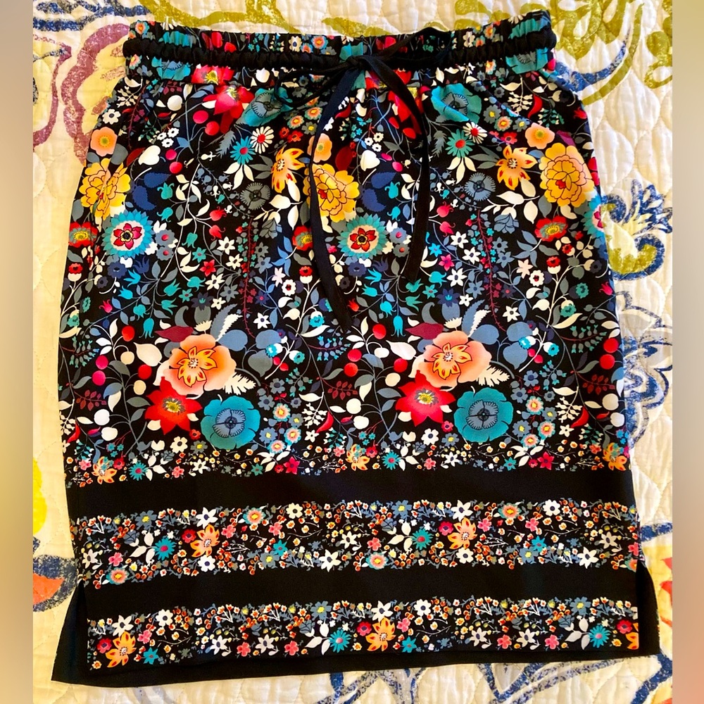 Loft flower print skirt XXSP with pockets